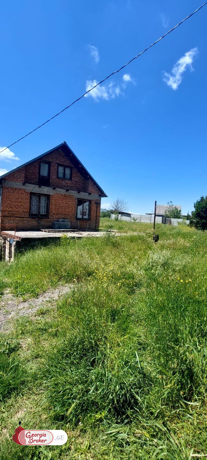 without repair 5-room house for sale